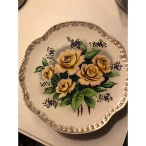 Hand painted 8" plate‎